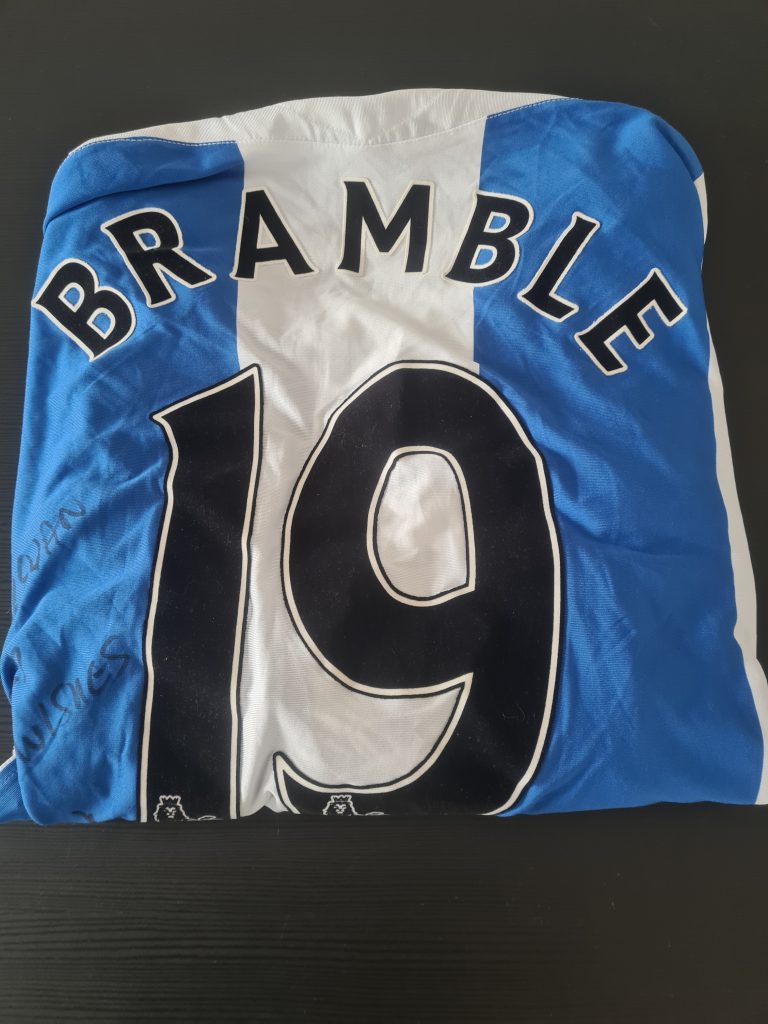 Soccer Legends Autograph Shirt Box